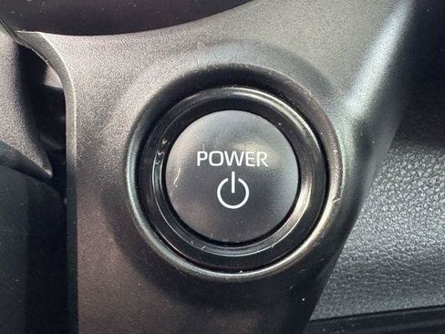 Certified 2025 Toyota Sienna XLE Woodland Edition AWD/4WD image 19