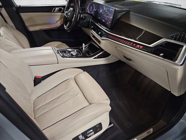 Certified 2025 BMW X7 xDrive40i w/ M Sport Package AWD/4WD image 22