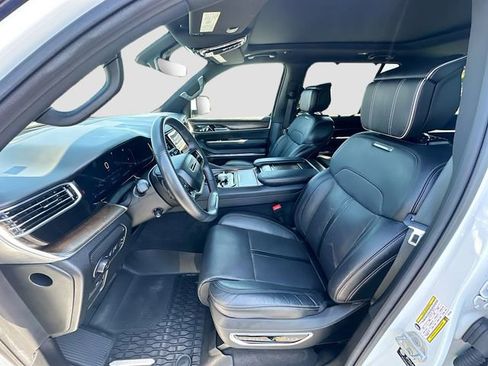 Used 2022 Jeep Grand Wagoneer Series I AWD/4WD image 22