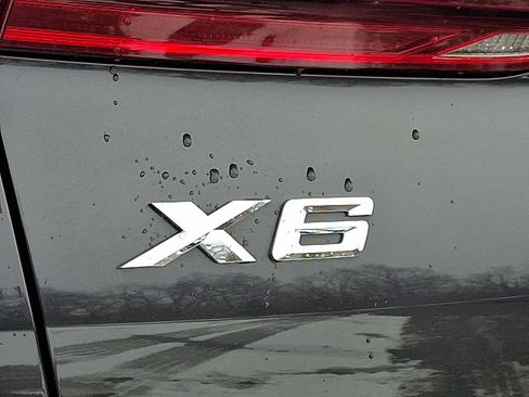 Used 2023 BMW X6 xDrive40i w/ Premium Package image 33