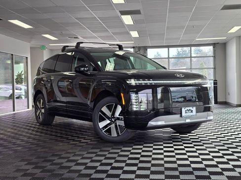 New 2026 Hyundai Ioniq 9 SEL image 3