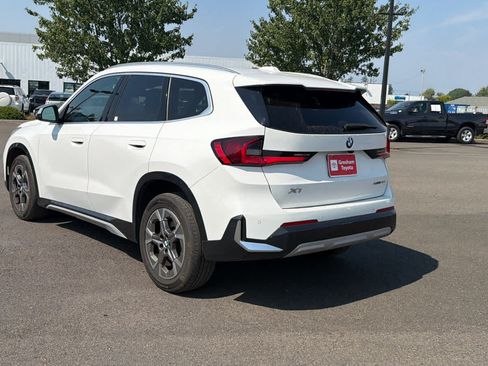 Used 2023 BMW X1 xDrive28i w/ Convenience Package AWD/4WD image 3