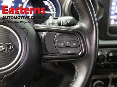 Used 2023 Jeep Wrangler Unlimited w/ Cold Weather Group AWD/4WD image 16