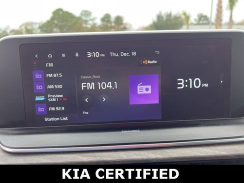 Certified 2022 Kia Telluride EX w/ EX Premium Package image 15
