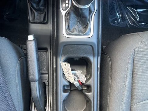 Used 2023 Jeep Wrangler Unlimited Sport image 30