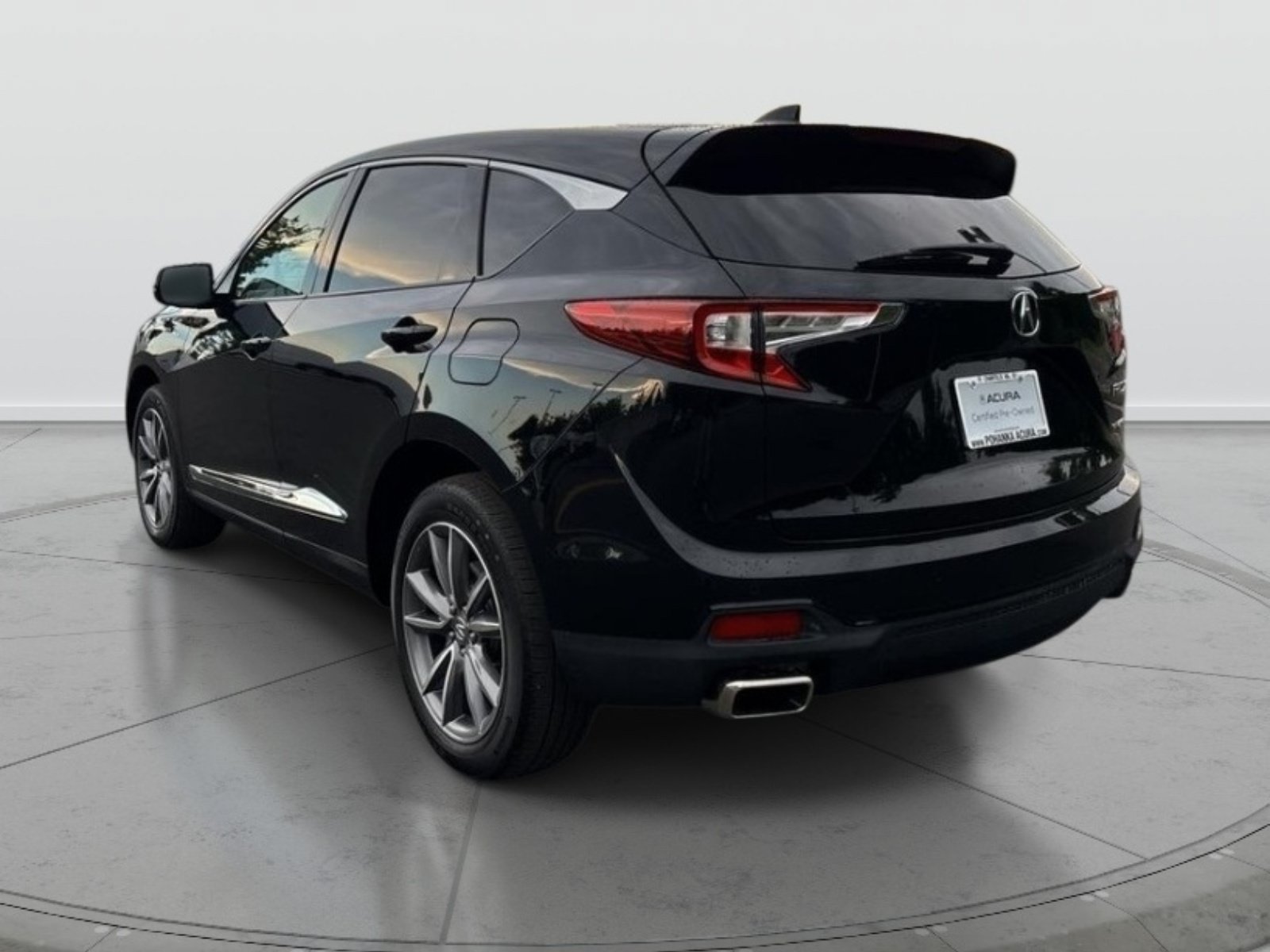 Certified 2024 Acura RDX w/ Technology Package AWD/4WD image 5