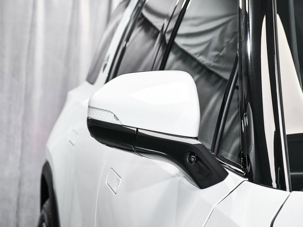 Used 2022 Rivian R1S Launch Edition Quad AWD/4WD image 67