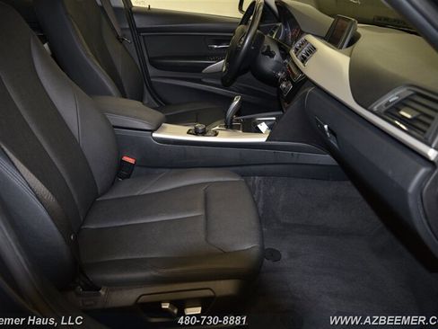 Used 2018 BMW 320i Sedan image 14