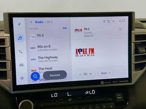 Used 2024 Toyota Tundra Limited image 15