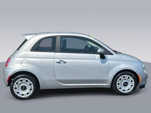 Used 2013 FIAT 500 Pop image 2