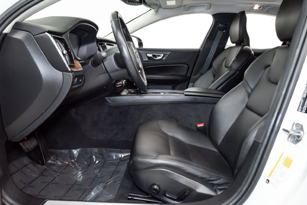 Used 2021 Volvo S60 T5 Momentum AWD/4WD image 13