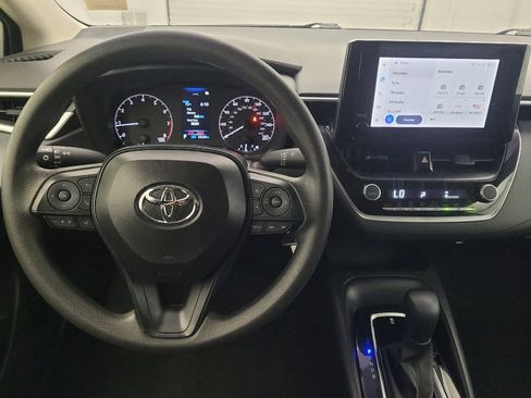 Used 2025 Toyota Corolla LE FWD image 22