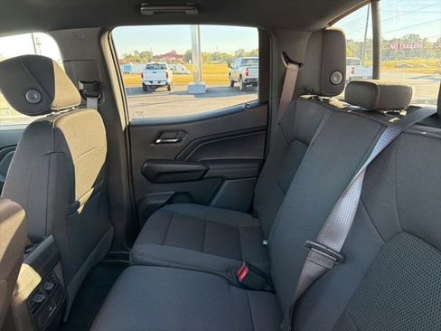 New 2026 Chevrolet Colorado LT image 18