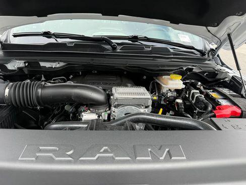 New 2026 RAM 1500 Laramie w/ Night Edition AWD/4WD image 18