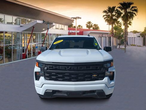 Used 2022 Chevrolet Silverado 1500 Custom image 8
