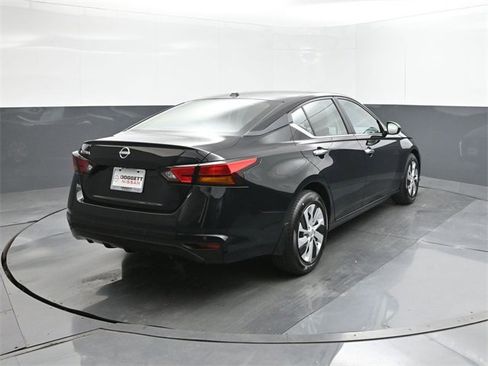 New 2025 Nissan Altima 2.5 S image 11