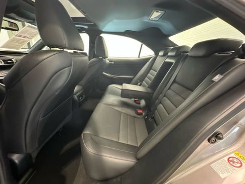 Used 2016 Lexus IS 350 RWD image 15