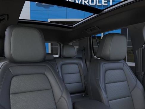 New 2027 Chevrolet Equinox LT w/ Convenience Package II FWD image 30