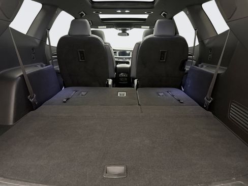 Used 2023 Buick Enclave Essence w/ Experience Buick Package image 25