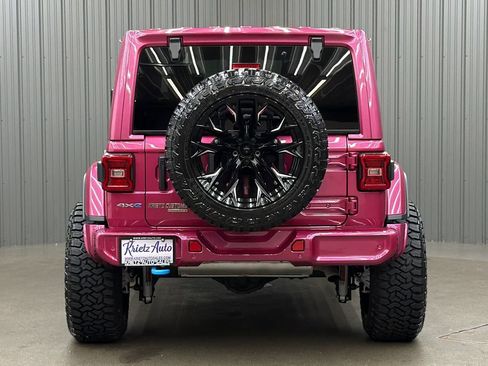 Used 2024 Jeep Wrangler Unlimited Sahara w/ Technology Group AWD/4WD image 4