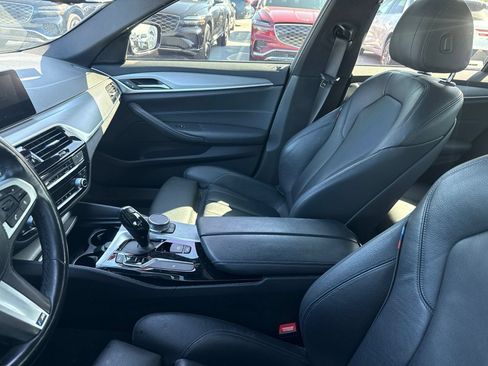 Used 2019 BMW 540i w/ M Sport Package RWD image 5