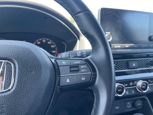 Used 2024 Honda Civic EX-L image 19