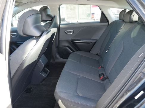 Used 2025 Kia K4 FWD image 25