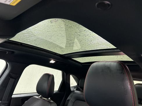 Certified 2024 Ford Escape ST-Line w/ Tech Pack #1 image 29