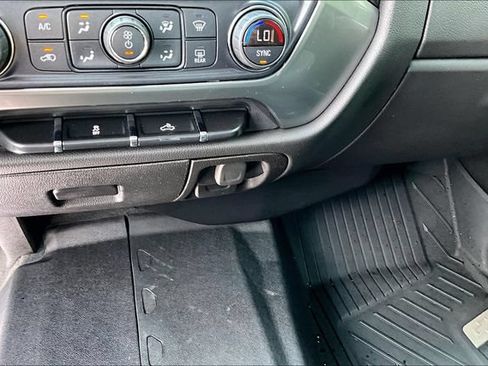Used 2019 Chevrolet Silverado 1500 LT w/ All Star Edition AWD/4WD image 33