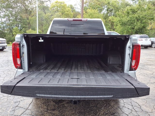 Used 2022 GMC Sierra 1500 SLT w/ SLT Premium Plus Package AWD/4WD image 32