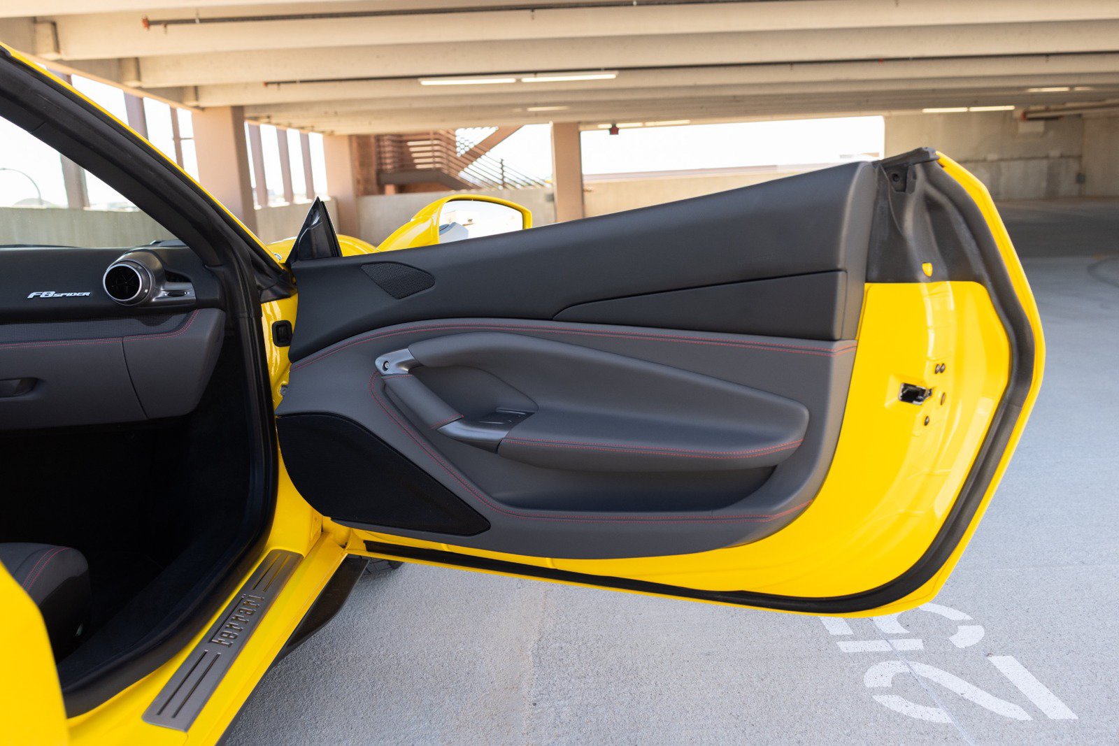Used 2022 Ferrari F8 Tributo RWD image 52
