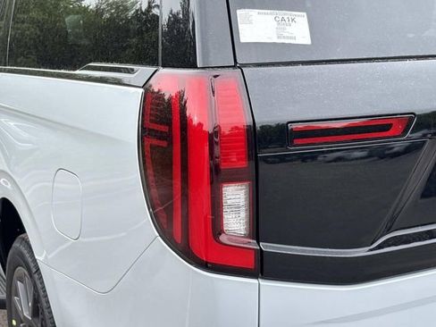 New 2026 Ford Expedition Max Platinum AWD/4WD image 11