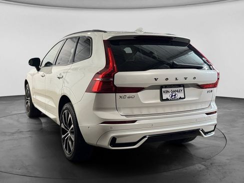 Used 2023 Volvo XC60 B5 Plus w/ Climate Package AWD/4WD image 8