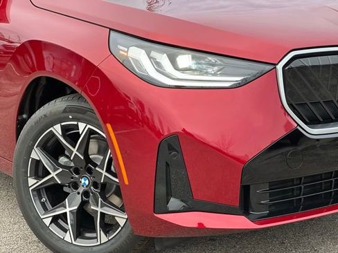 New 2026 BMW X3 xDrive30 w/ Premium Package image 2