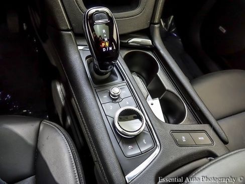 Certified 2024 Cadillac XT6 Premium Luxury w/ LPO, Floor Liner Package image 19