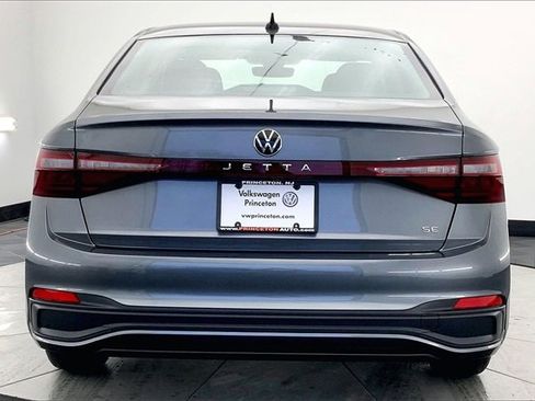 New 2026 Volkswagen Jetta SE image 5
