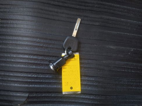 Used 2015 Chevrolet Express 2500 LS image 46