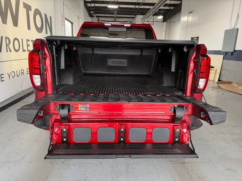 Used 2021 GMC Sierra 1500 Elevation w/ Preferred Package AWD/4WD image 33