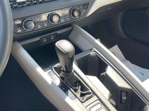 Used 2023 Honda Accord EX image 30