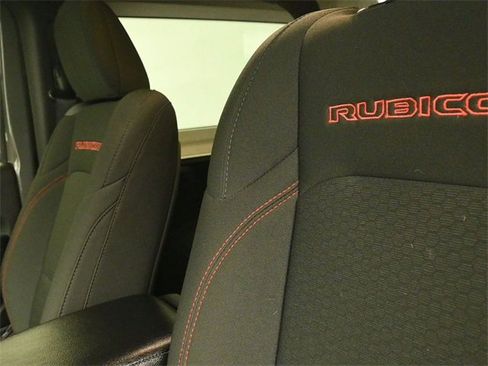 Used 2022 Jeep Wrangler Rubicon w/ Steel Bumper Group image 17