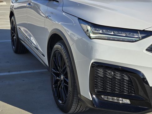 Used 2026 Acura MDX A-Spec image 12