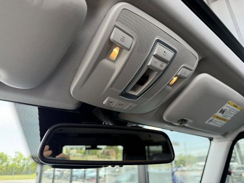 Used 2017 Mercedes-Benz G 550 image 24