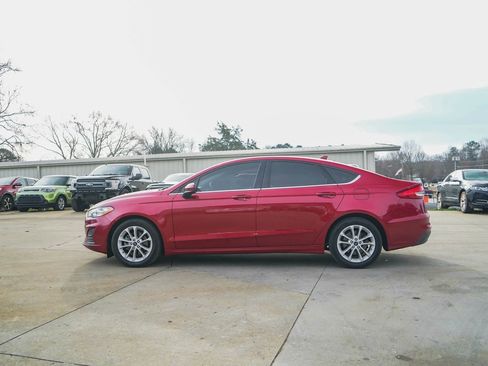 Used 2020 Ford Fusion SE image 34