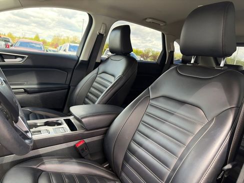 Used 2024 Ford Edge SEL w/ Convenience Package AWD/4WD image 16