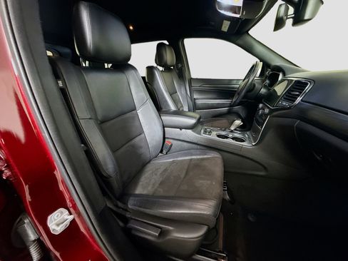 Used 2022 Jeep Grand Cherokee Laredo X image 29