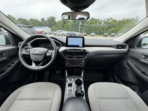 Used 2022 Ford Escape SE w/ Convenience Package image 16