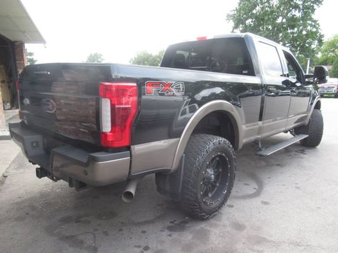 Used 2018 Ford F250 King Ranch w/ King Ranch Ultimate Package AWD/4WD image 13