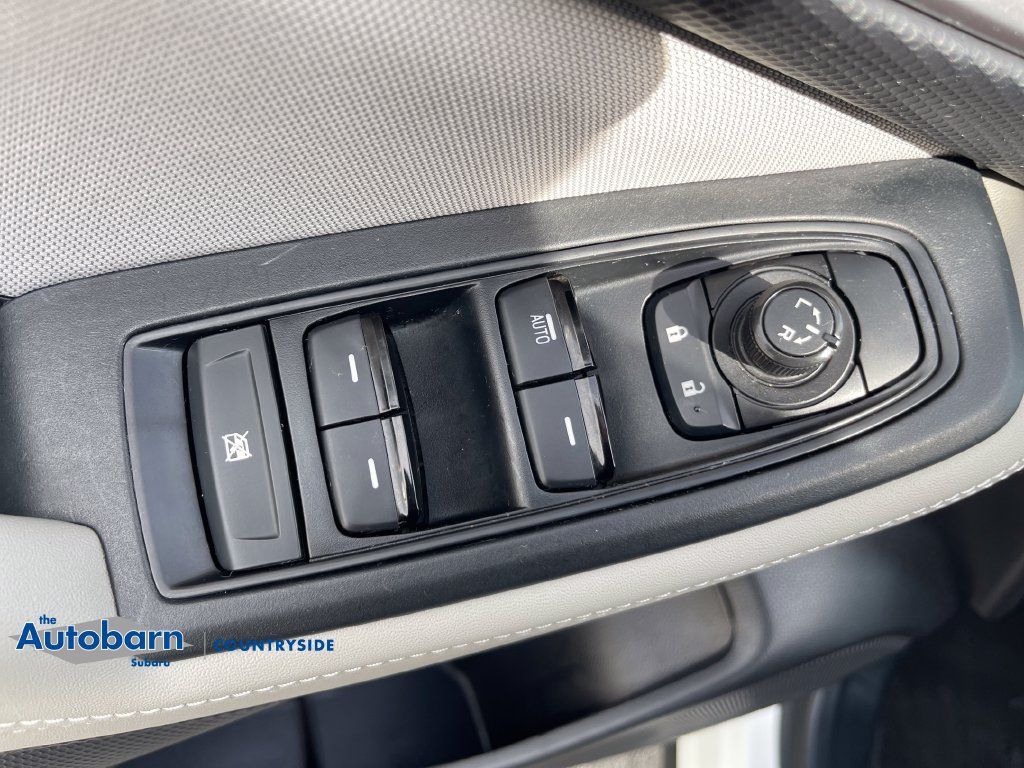 Used 2023 Subaru Forester AWD/4WD image 11