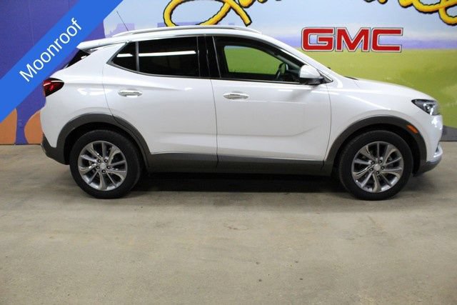 Used 2023 Buick Encore GX Essence w/ Advanced Technology Package FWD image 1
