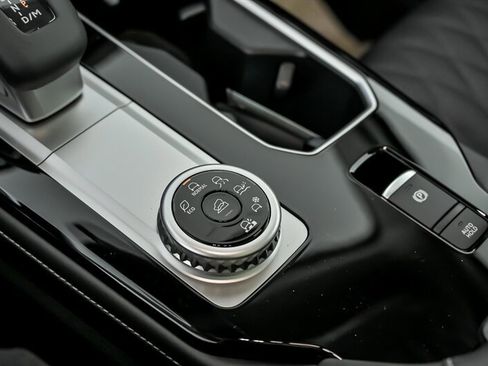 New 2026 Mitsubishi Outlander SEL image 27